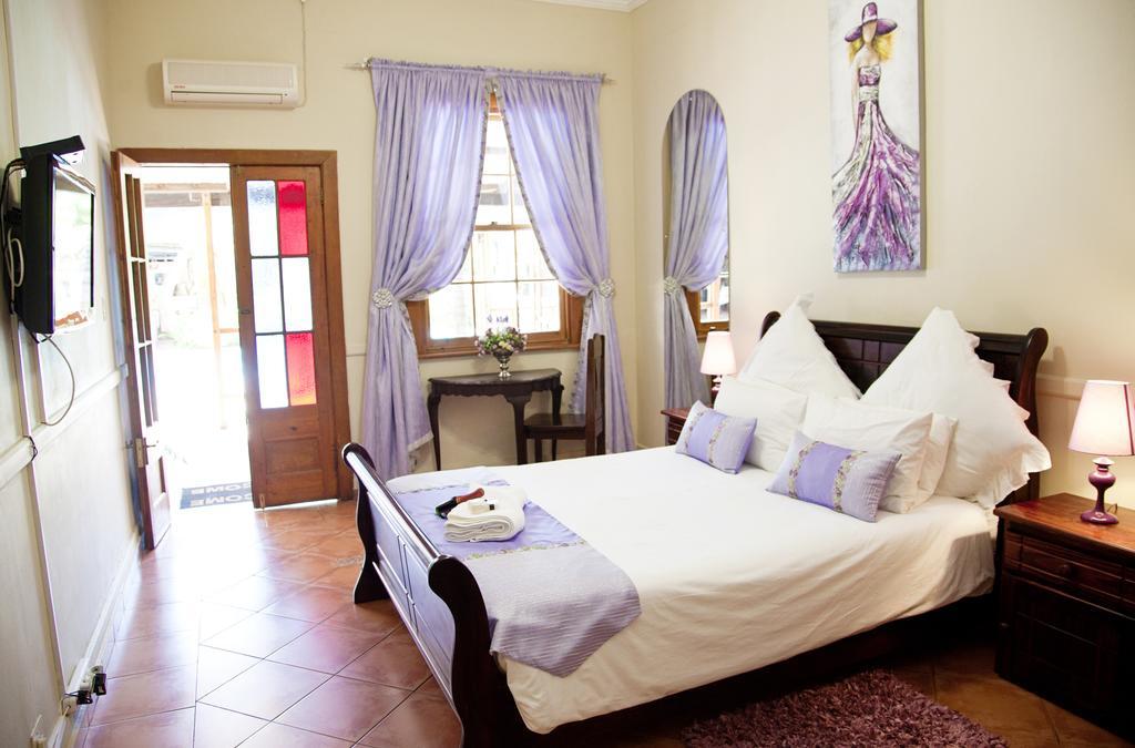 Dei Gratia Guest House Musina Exterior photo